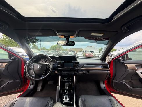 Used 2017 Honda Accord EX-L image 12