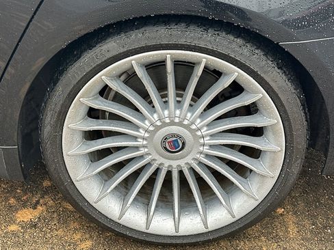 Used 2011 BMW 750i image 19