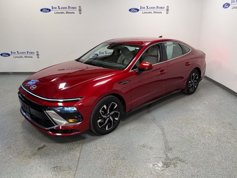 Used 2024 Hyundai Sonata SEL FWD image 3