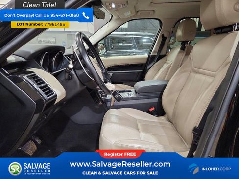 Used 2018 Land Rover Discovery SE AWD/4WD image 9