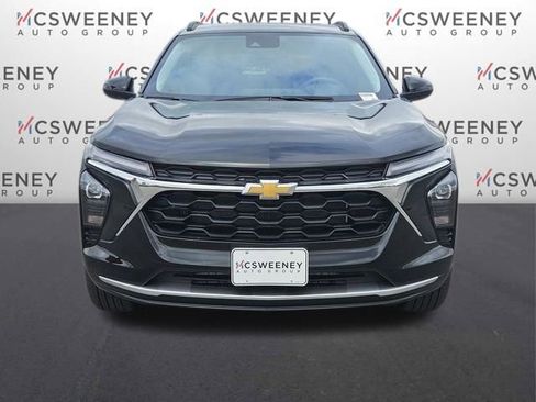 New 2026 Chevrolet Trax LT FWD image 8