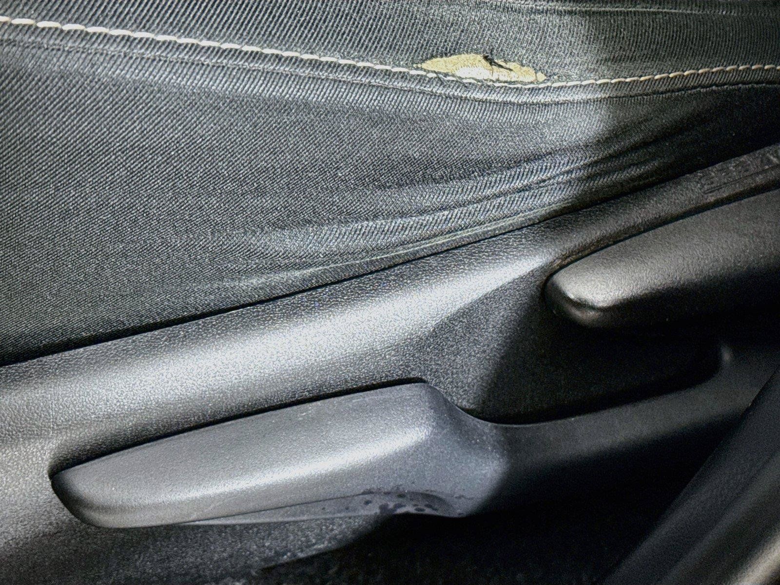 Used 2018 Toyota RAV4 XLE AWD/4WD image 21