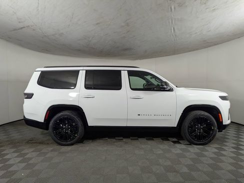 New 2026 Jeep Grand Wagoneer Limited AWD/4WD image 6