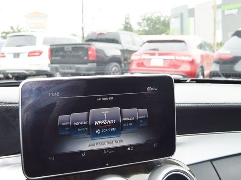 Used 2017 Mercedes-Benz C 300 4MATIC Cabriolet image 31