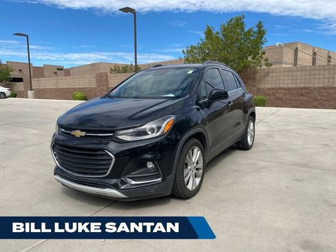 Used 2020 Chevrolet Trax Premier FWD image 1
