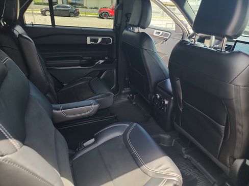 Used 2022 Ford Explorer ST w/ ST Street Pack RWD image 25