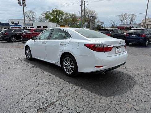 Used 2013 Lexus ES 350 w/ Luxury Pkg FWD image 5