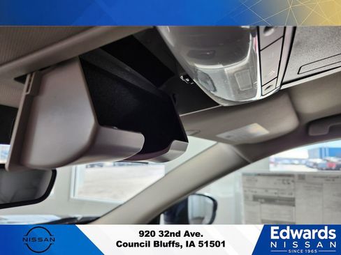 New 2026 Nissan Pathfinder SL AWD/4WD image 37