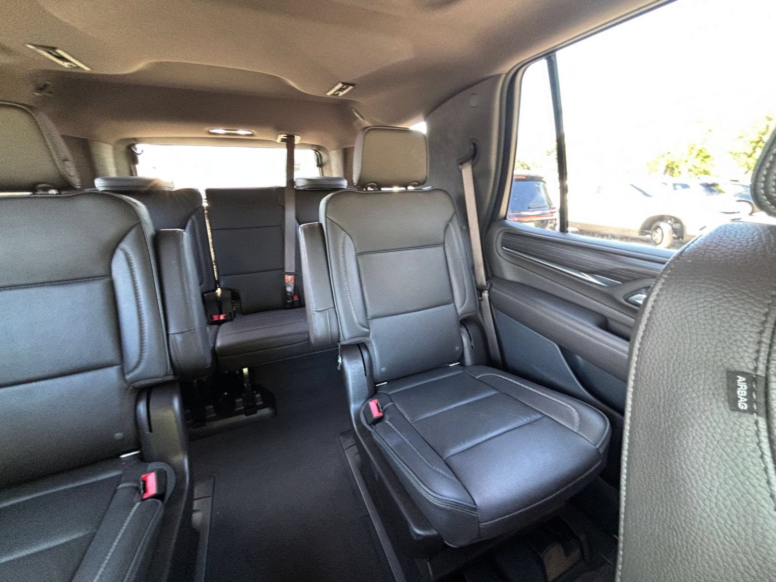 Used 2022 GMC Yukon Denali w/ Denali Premium Package RWD image 73