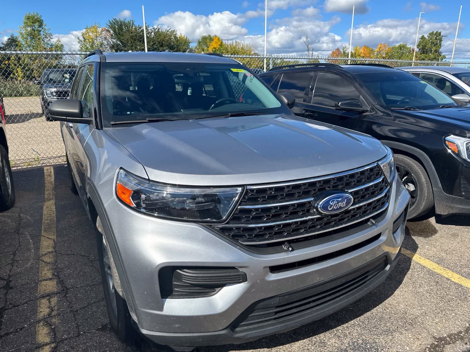 Used 2021 Ford Explorer XLT AWD/4WD image 10