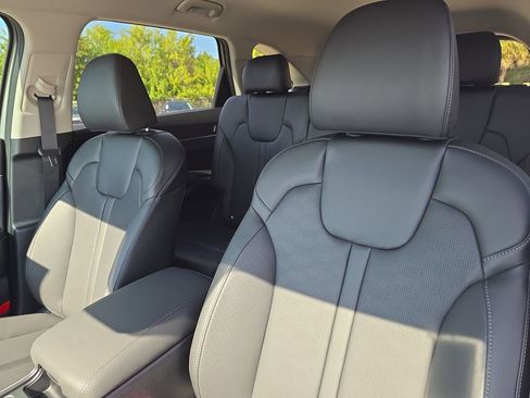 New 2026 Kia Sorento EX FWD image 22