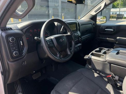 Used 2019 Chevrolet Silverado 1500 Custom Trail Boss w/ Custom Convenience Package AWD/4WD image 19