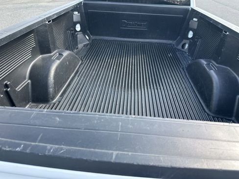 Used 2025 Chevrolet Silverado 1500 W/T RWD image 21