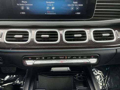 Used 2022 Mercedes-Benz GLS 450 GLS 450 image 40