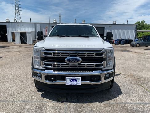 Used 2023 Ford F550 4x4 Crew Cab Super Duty image 6
