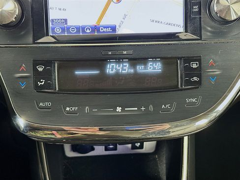 Used 2016 Toyota Avalon XLE Premium image 24