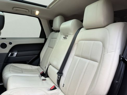 Used 2020 Land Rover Range Rover Sport HSE image 37