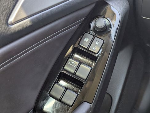 Used 2018 MAZDA MAZDA3 Touring image 27