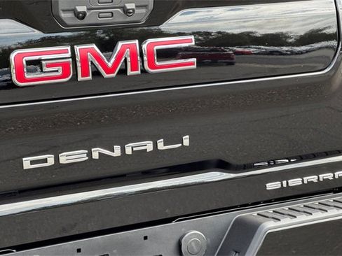 New 2026 GMC Sierra 2500 Denali w/ Denali Reserve Package image 33