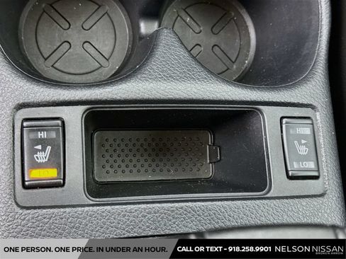 Used 2018 Nissan Rogue SV w/ Sun & Sound Touring Package FWD image 20