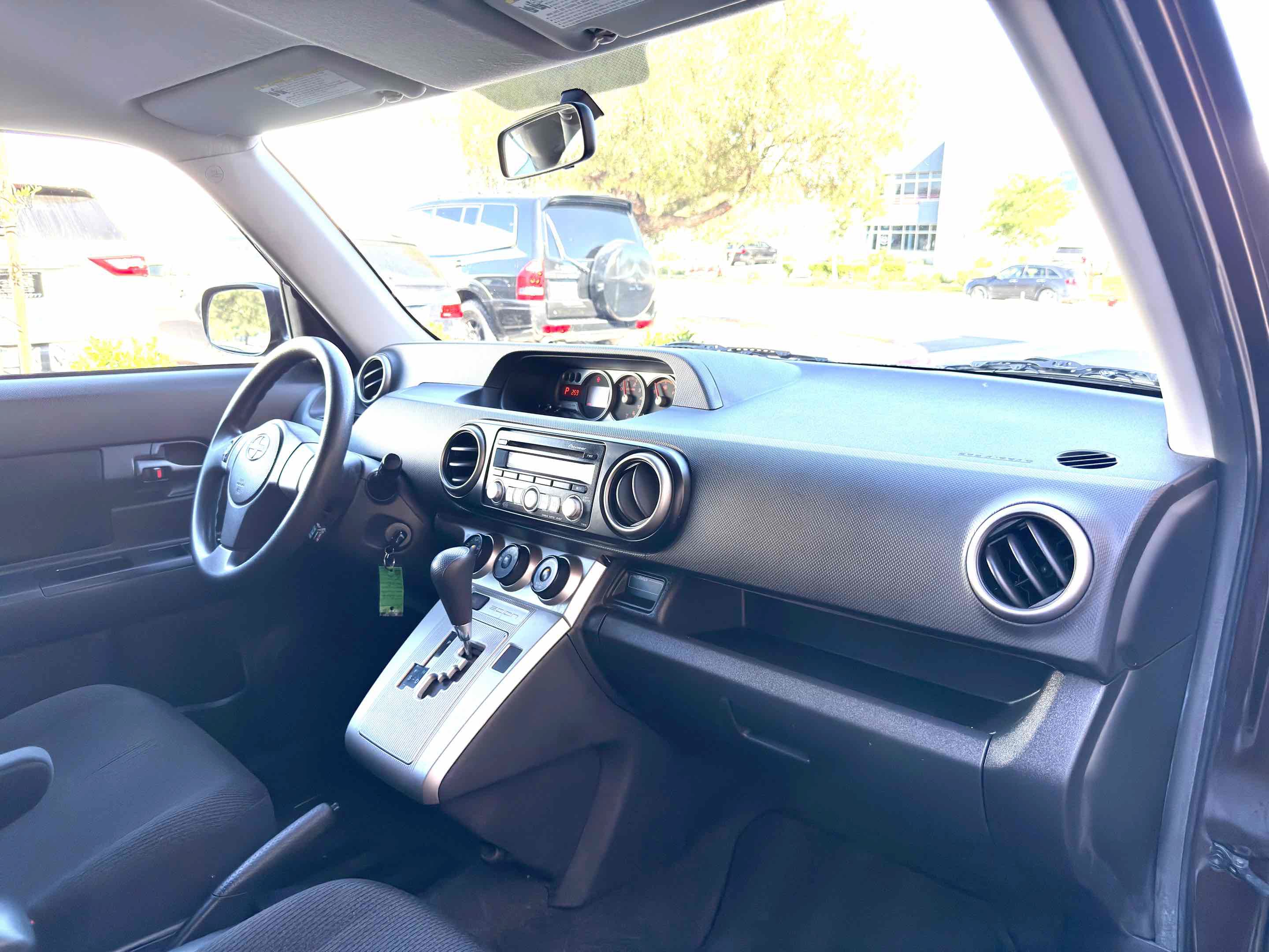 Used 2008 Scion xB FWD image 37