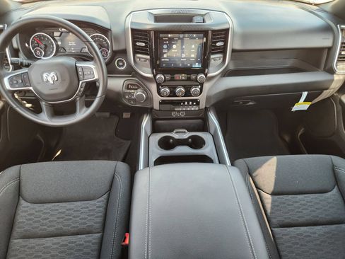New 2026 RAM 1500 Express AWD/4WD image 22