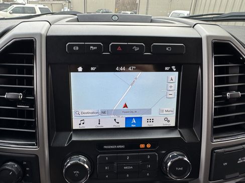 Used 2019 Ford F250 Lariat w/ Chrome Package image 16