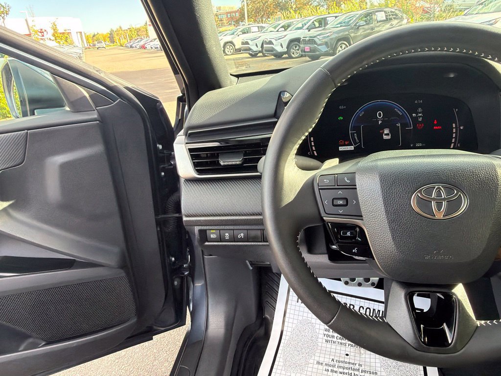 Used 2026 Toyota Camry XSE AWD/4WD image 28