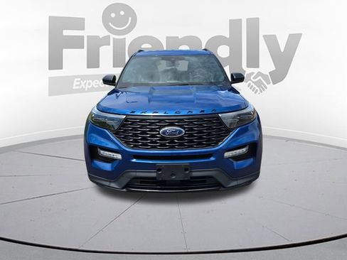 Used 2023 Ford Explorer ST-Line AWD/4WD image 2