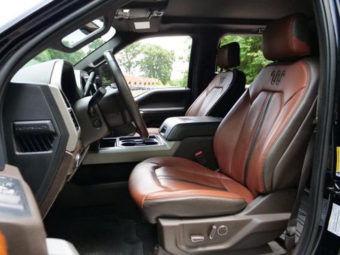 Used 2022 Ford F250 King Ranch w/ King Ranch Ultimate Package AWD/4WD image 28