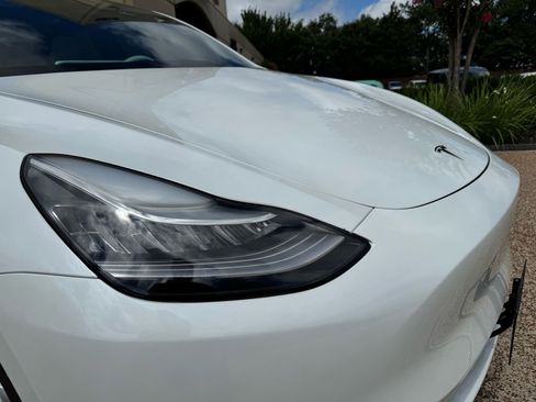 Used 2020 Tesla Model Y Long Range AWD/4WD image 2