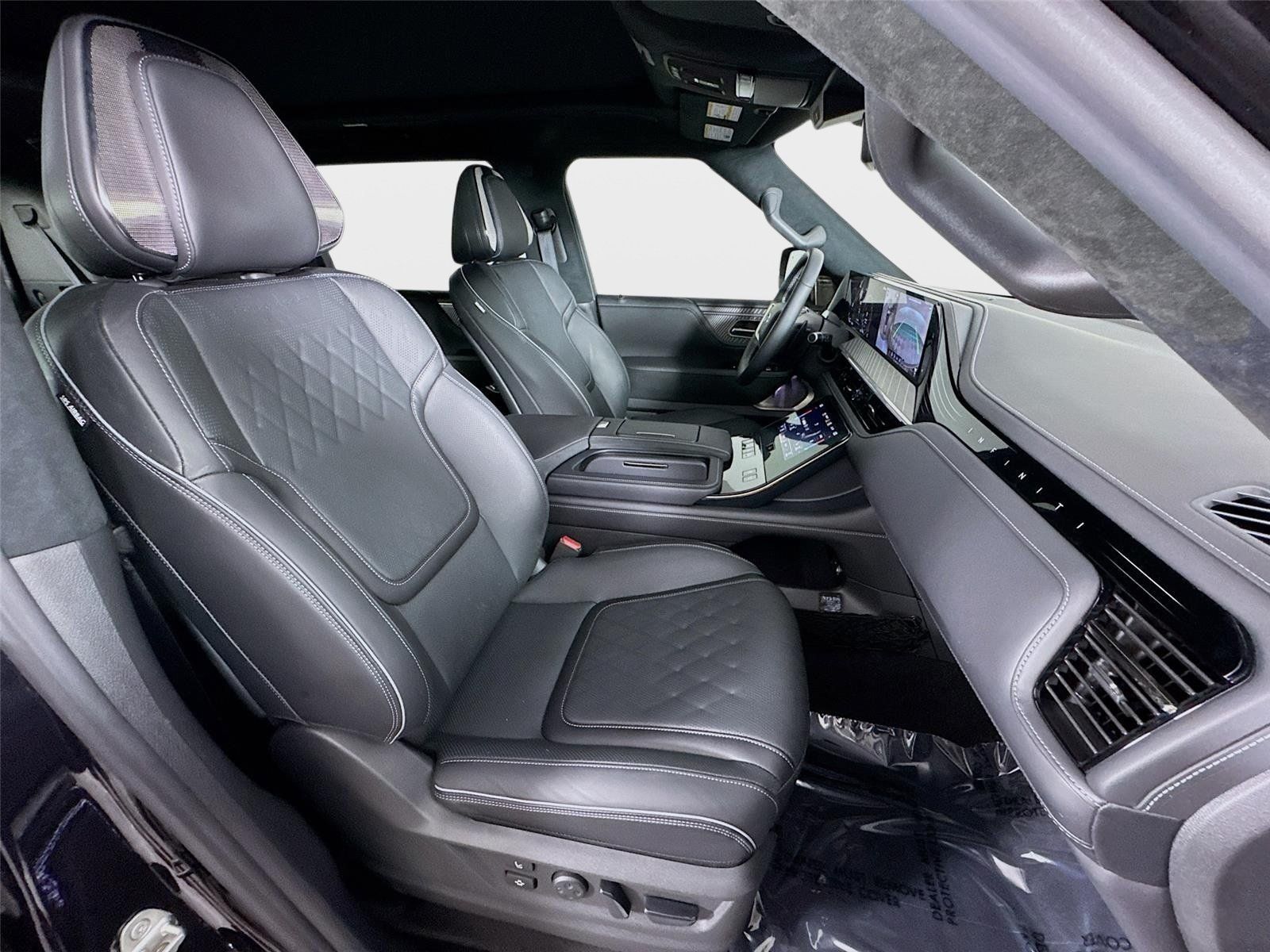 Used 2026 INFINITI QX80 Autograph w/ Premium Cargo Package AWD/4WD image 30