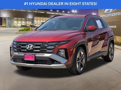 Certified 2026 Hyundai Tucson SEL Plus FWD image 2