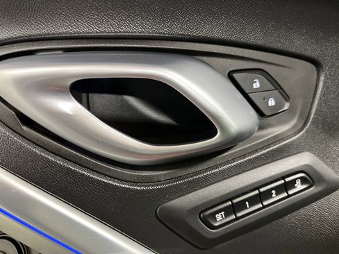 Used 2022 Chevrolet Camaro SS image 17