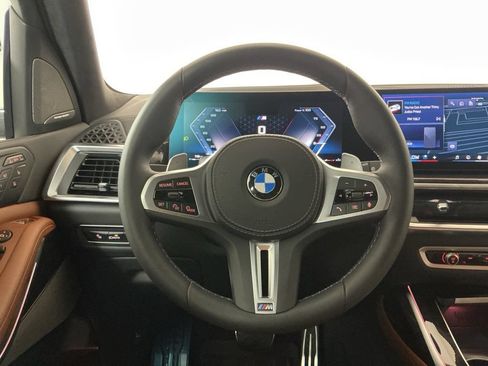 Certified 2026 BMW X7 M60i w/ Executive Package AWD/4WD image 16