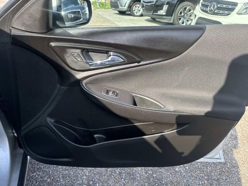 Used 2020 Chevrolet Malibu LT image 15