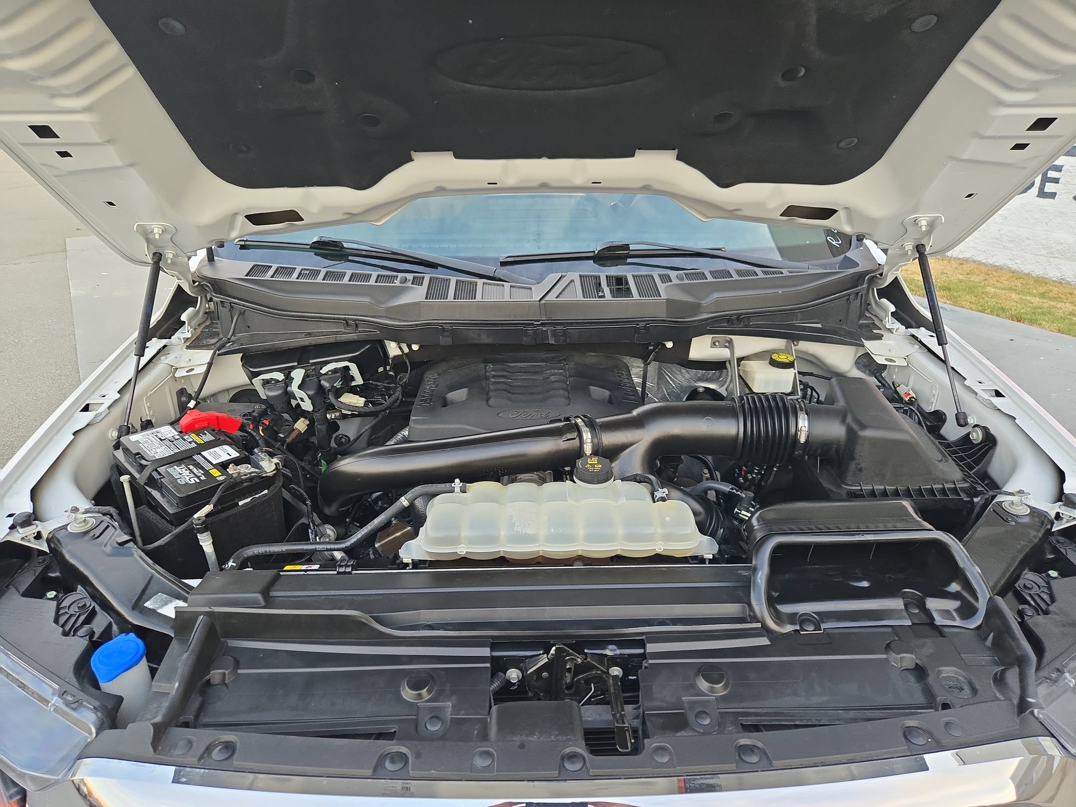 Used 2023 Ford F150 XLT AWD/4WD image 19