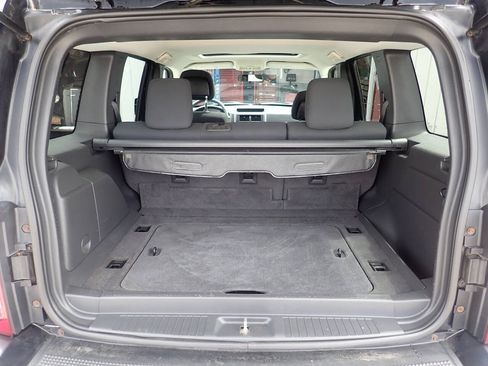 Used 2010 Jeep Liberty Sport w/ Popular Equipment Group AWD/4WD image 18