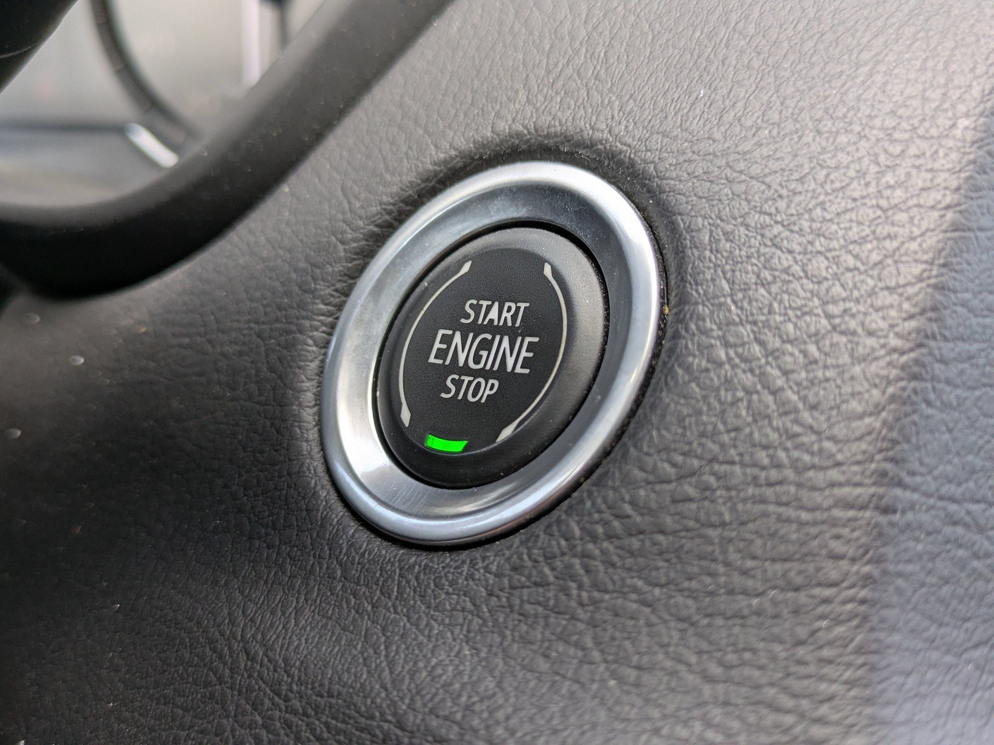 Used 2023 Cadillac XT4 Luxury FWD image 28