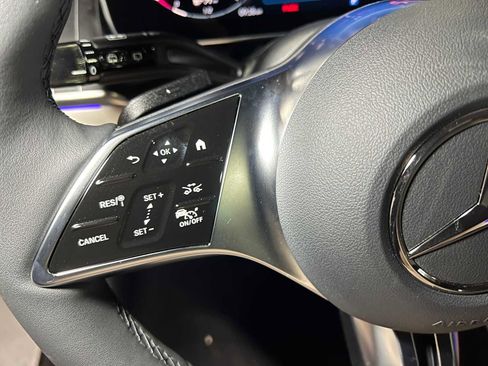 New 2026 Mercedes-Benz GLC 300 4MATIC image 29