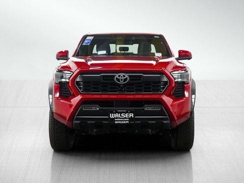 Used 2024 Toyota Tacoma TRD Sport AWD/4WD image 8