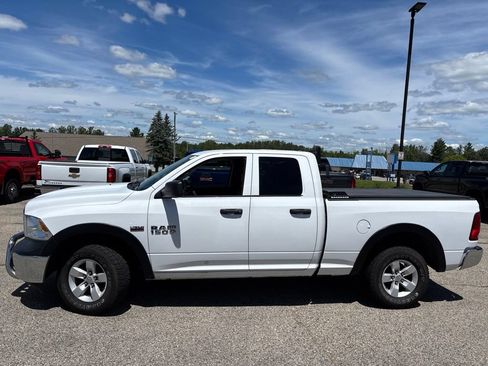 Used 2018 RAM 1500 ST w/ SXT Appearance Group AWD/4WD image 5