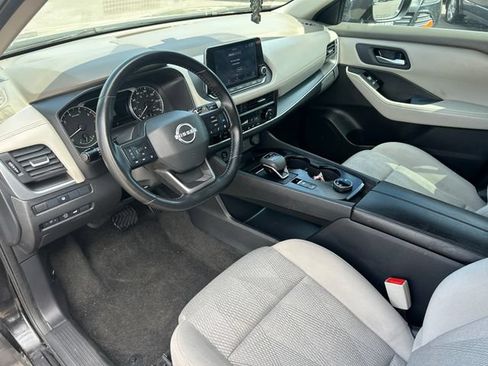 Used 2025 Nissan Rogue SV AWD/4WD image 24