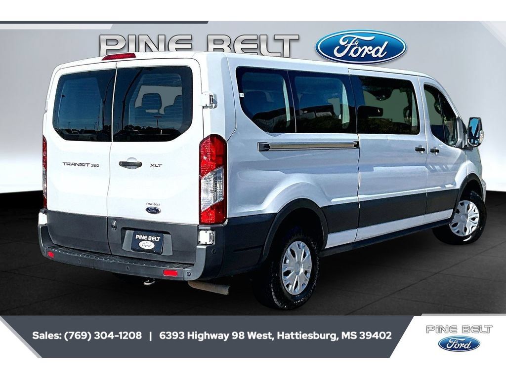 Used 2022 Ford Transit 350 XLT RWD image 11