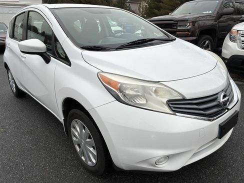 Used 2015 Nissan Versa Note S image 1