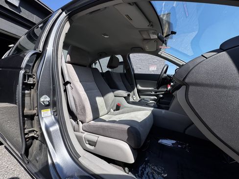 Used 2010 Honda Accord LX image 15