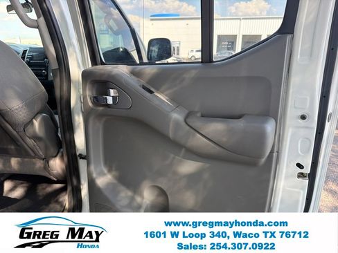 Used 2014 Nissan Frontier SV AWD/4WD image 24