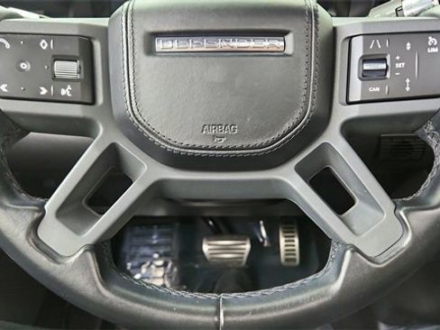 Used 2022 Land Rover Defender 90 X image 35