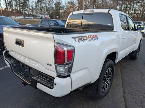 Certified 2023 Toyota Tacoma TRD Sport image 8