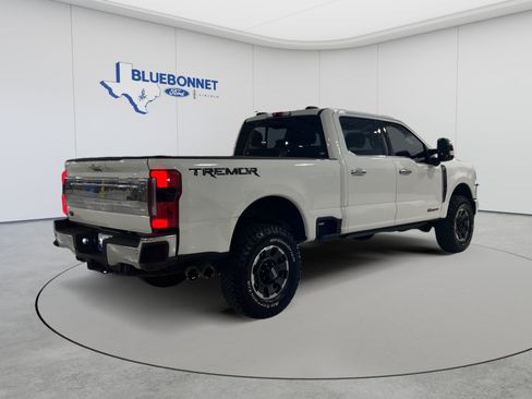 Used 2024 Ford F250 Platinum w/ Tremor Off-Road Package AWD/4WD image 5